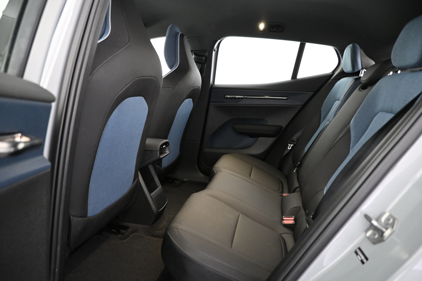 VOLVO EX30 2024