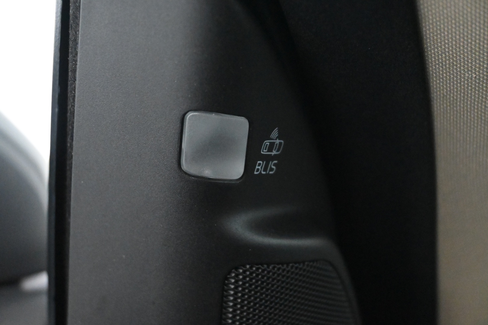 VOLVO V70 2010