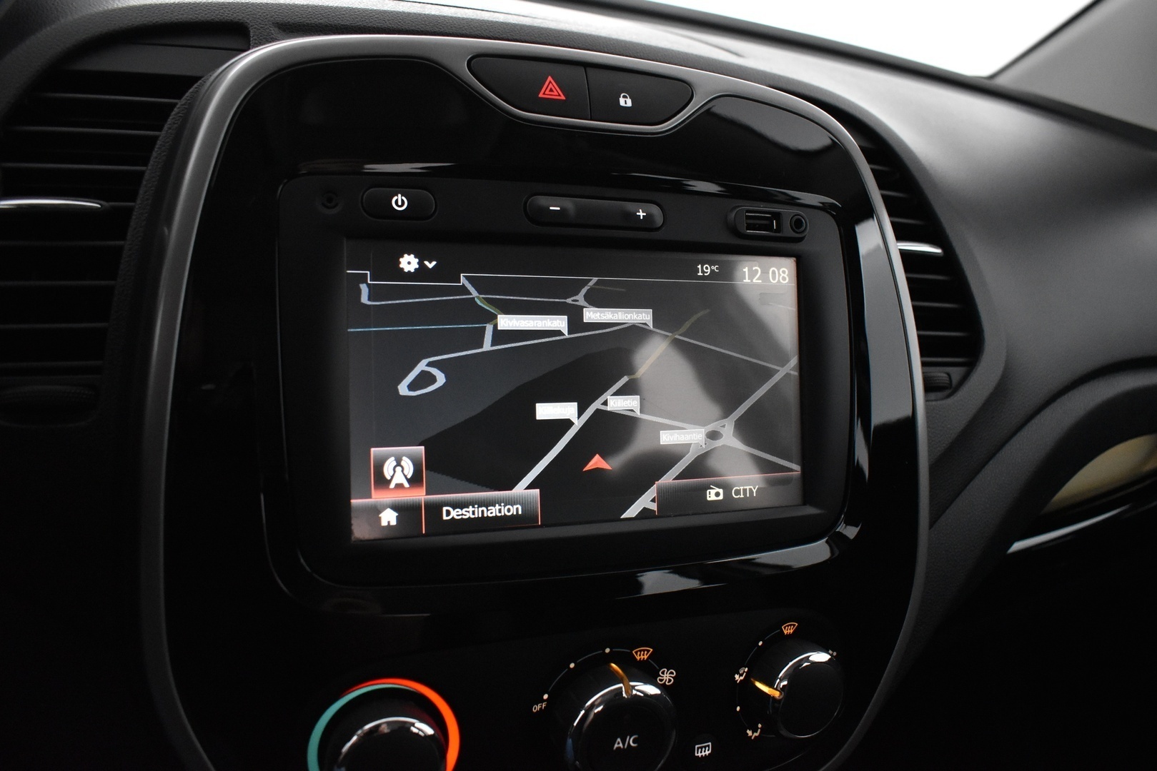 RENAULT Captur 2016