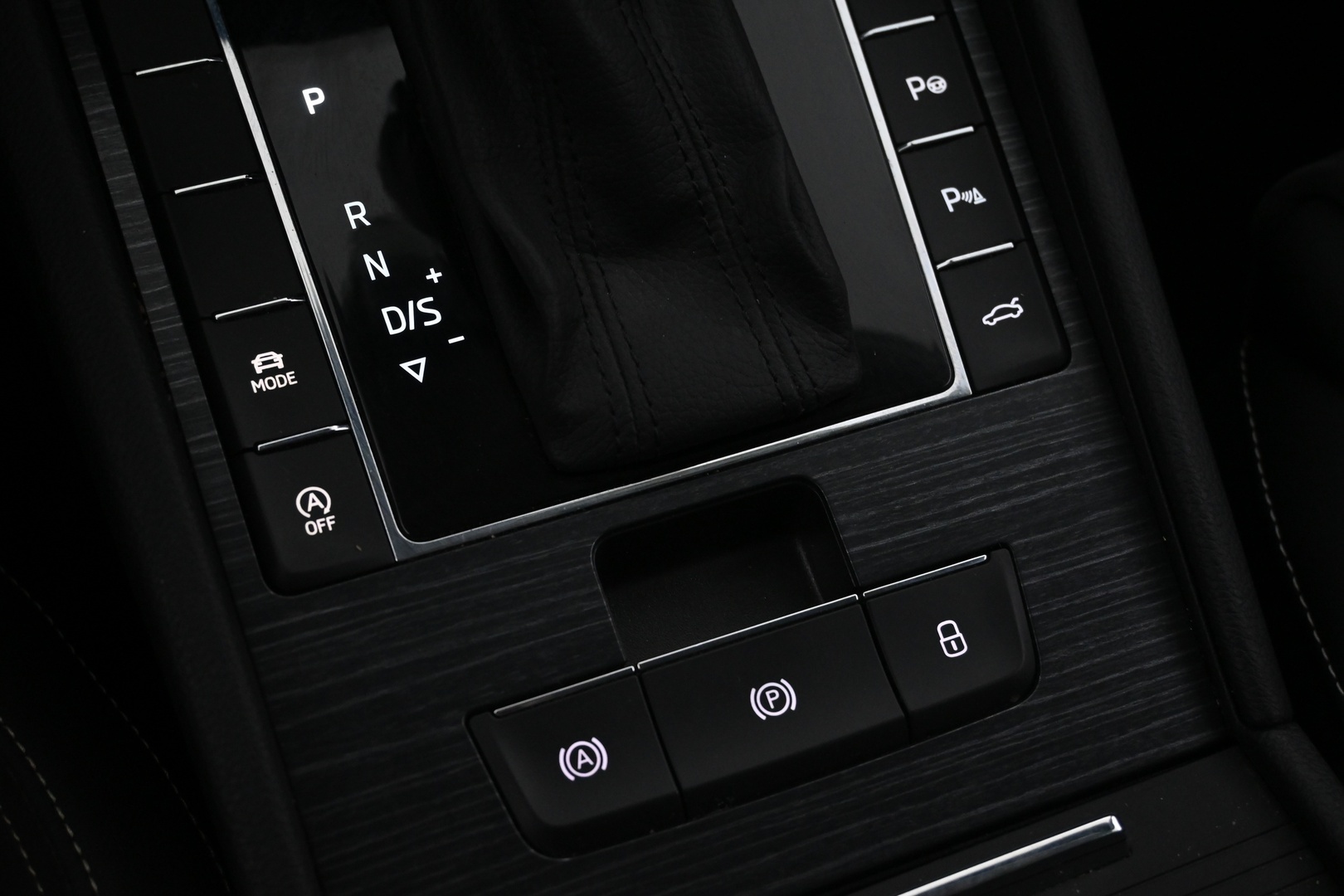 SKODA Superb 2023