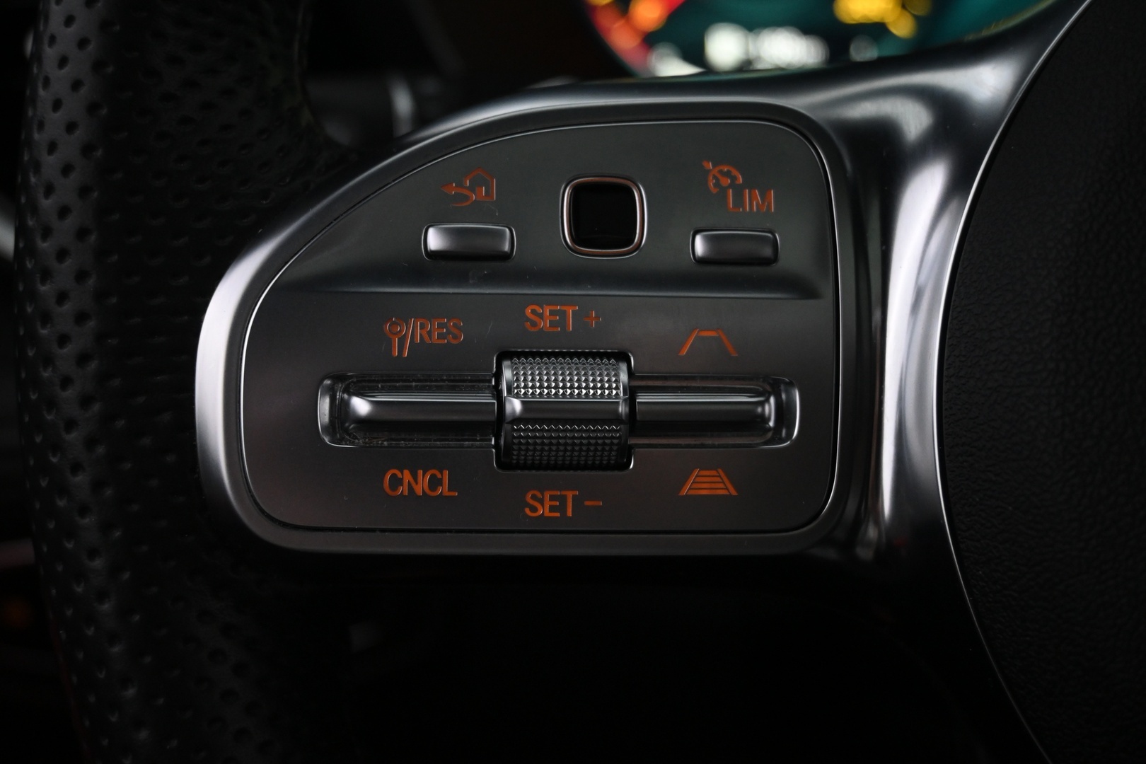 MERCEDES-BENZ GLC 2022