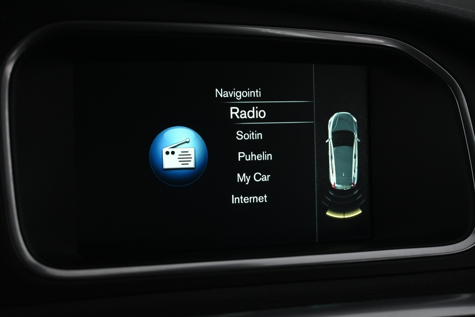 VOLVO V40 2015