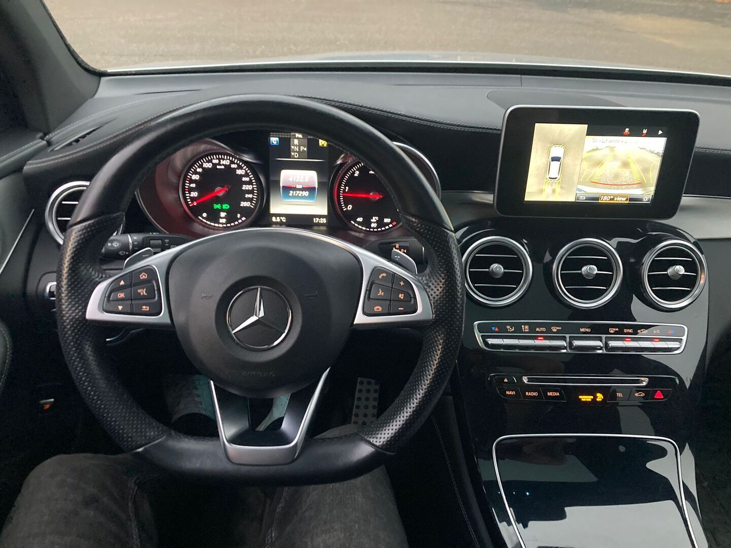 MERCEDES-BENZ GLC 2016