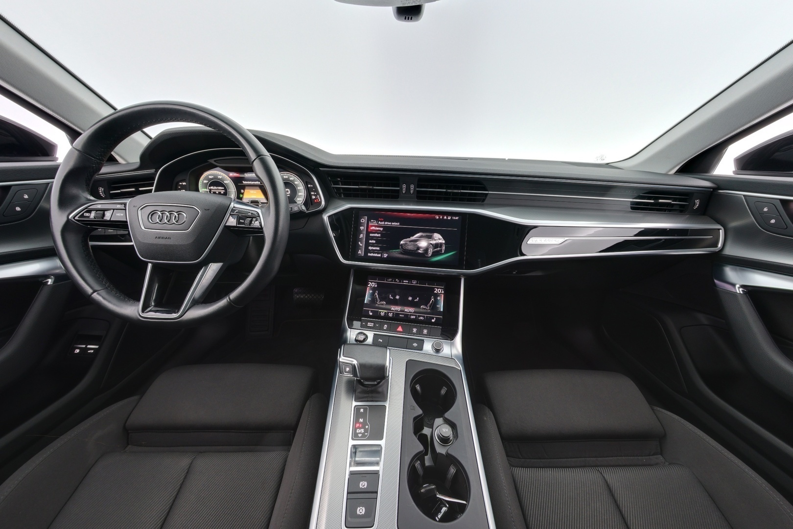 AUDI A6 2022