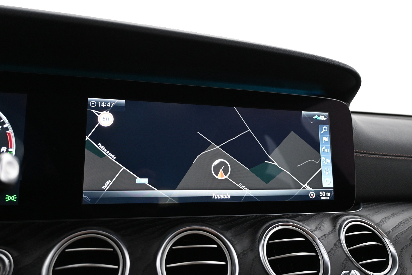 MERCEDES-BENZ E 2020