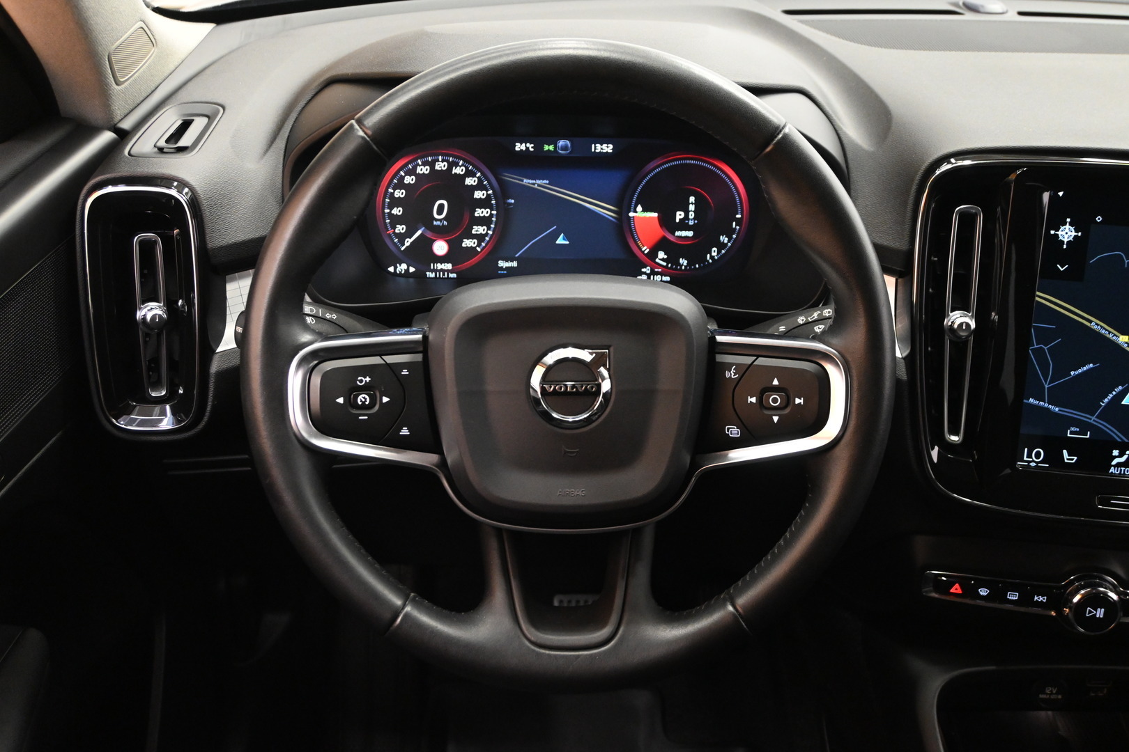 VOLVO XC40 2020