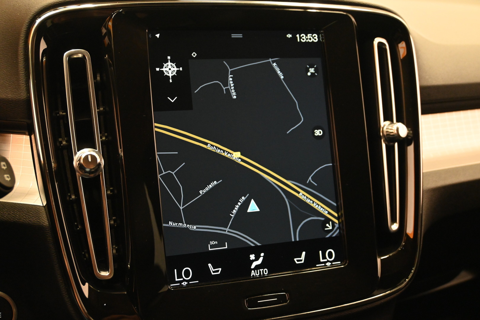 VOLVO XC40 2020