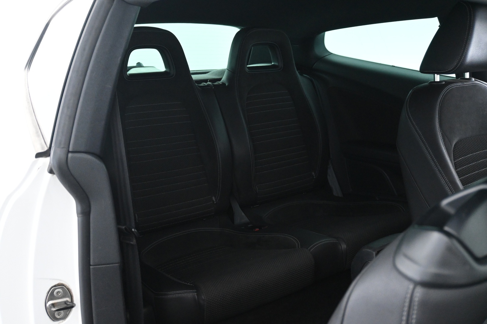 VOLKSWAGEN Scirocco 2010