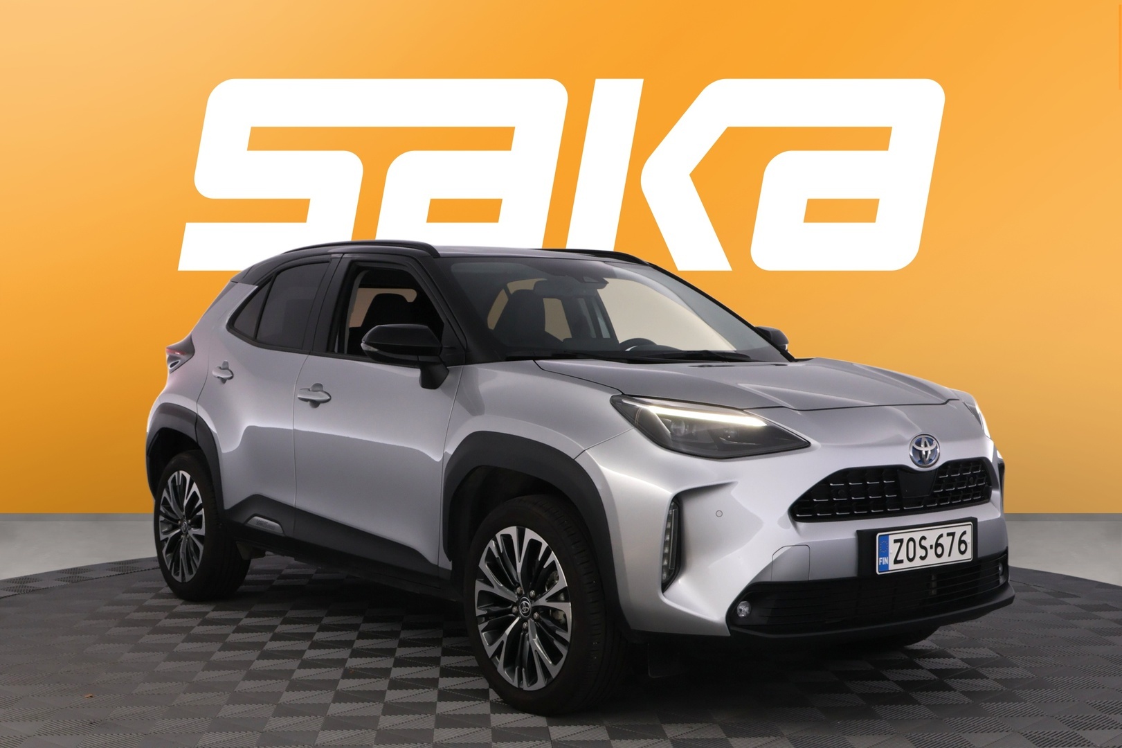 TOYOTA Yaris Cross 2023