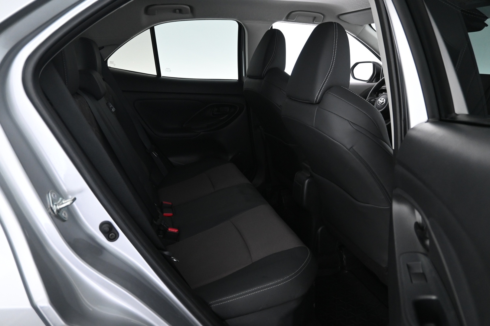 TOYOTA Yaris Cross 2023