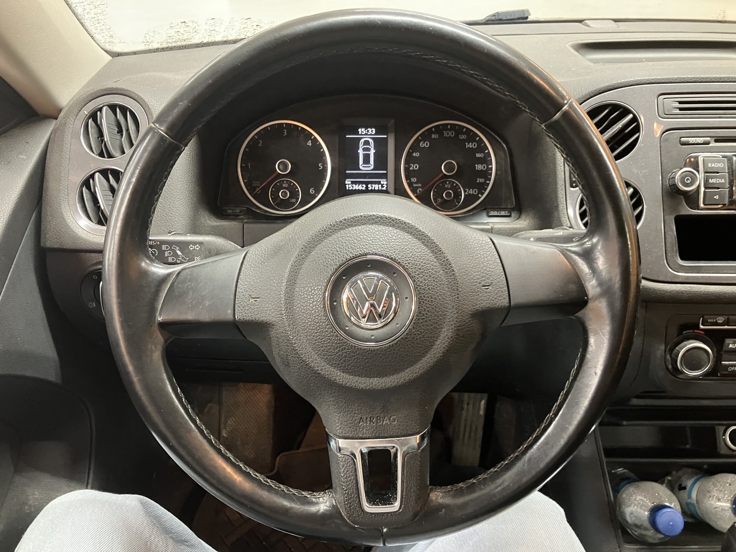 VOLKSWAGEN Tiguan 2012