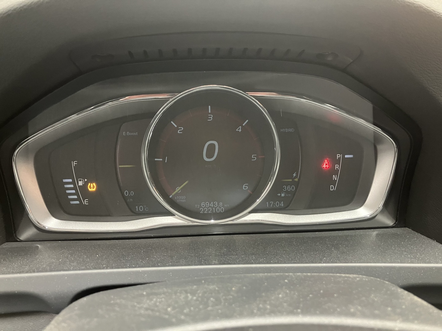 VOLVO V60 2016