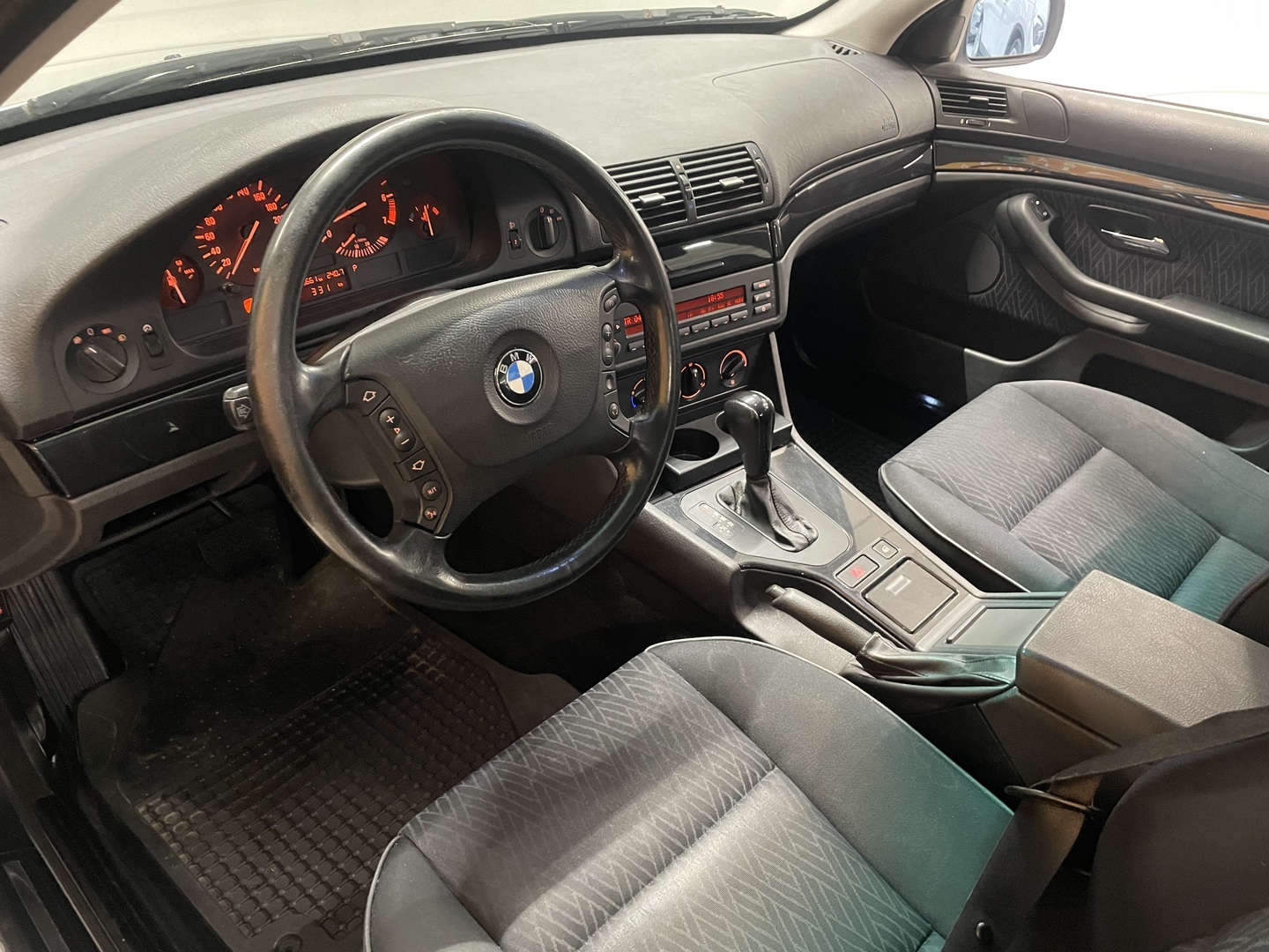 BMW 525 2003
