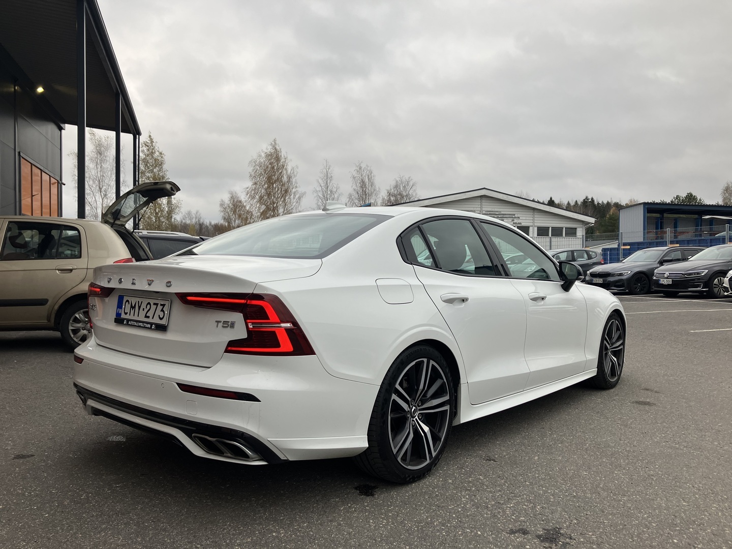 VOLVO S60 2020