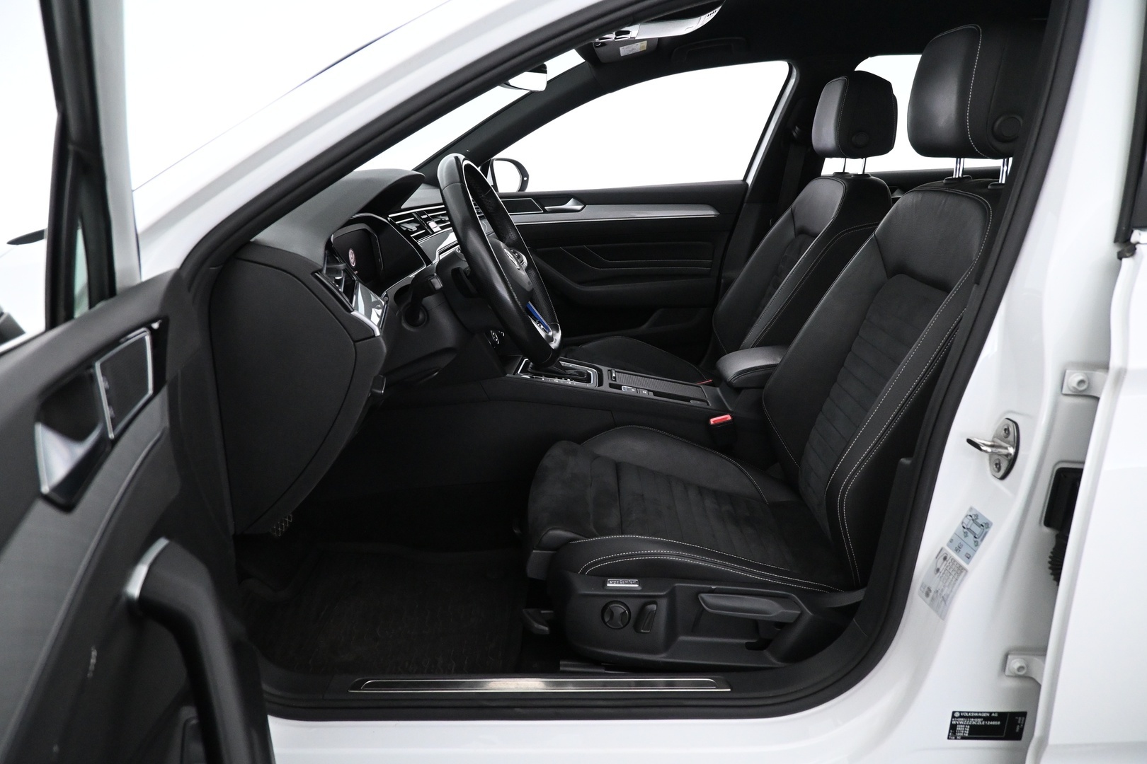 VOLKSWAGEN Passat 2020