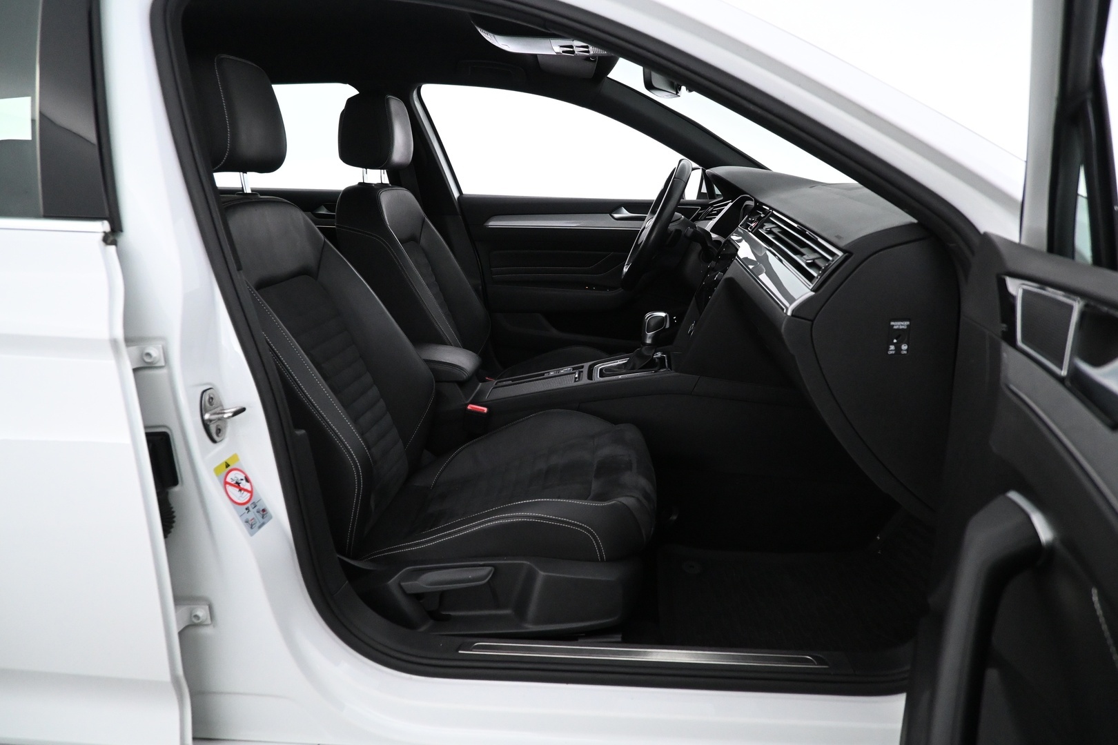 VOLKSWAGEN Passat 2020