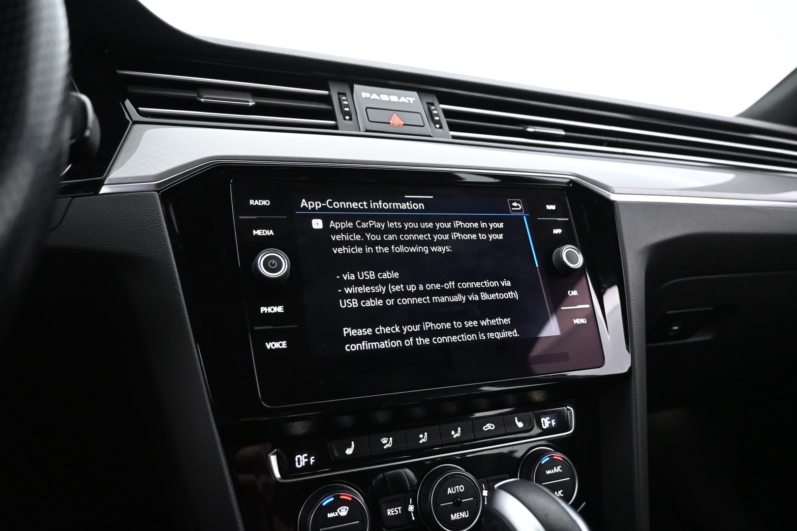 VOLKSWAGEN Passat 2020