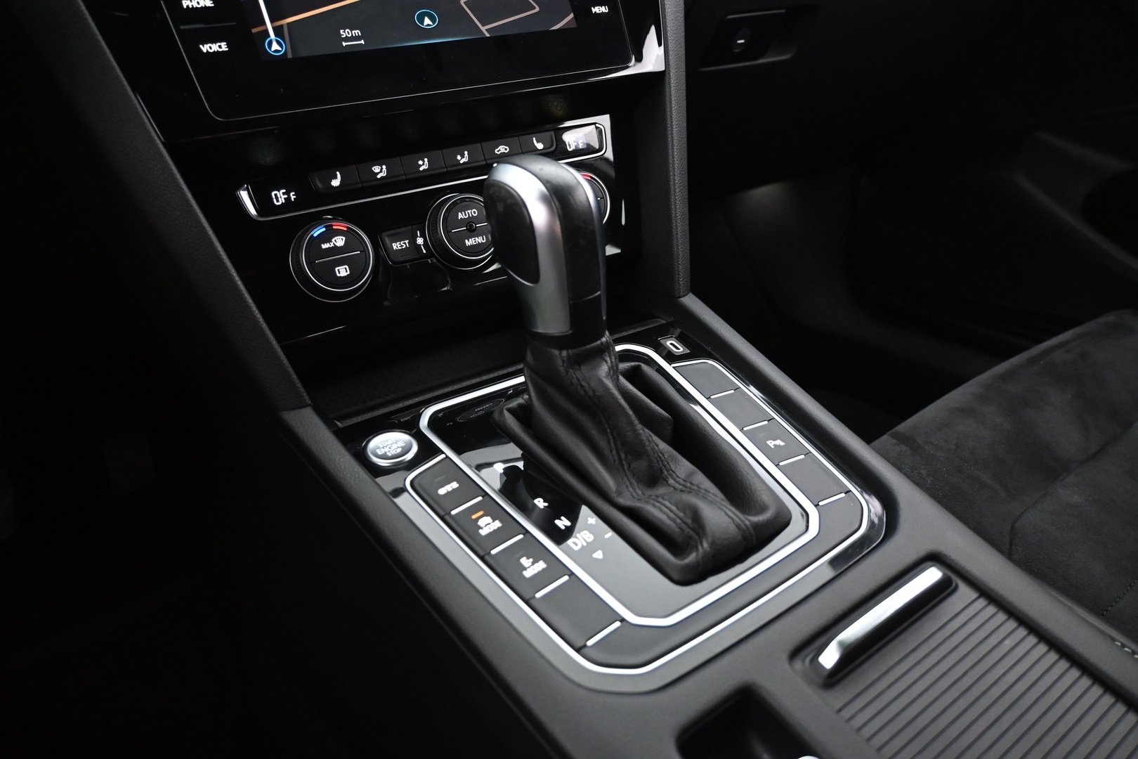 VOLKSWAGEN Passat 2020