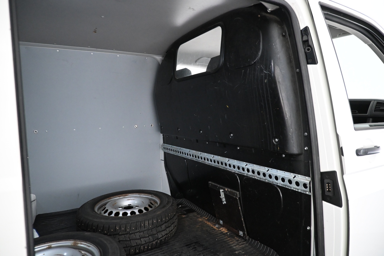 VOLKSWAGEN Transporter 2018