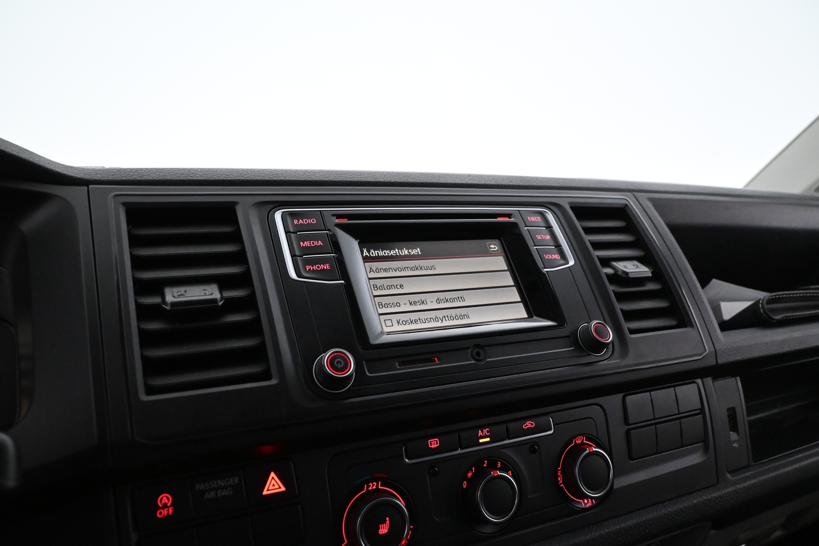 VOLKSWAGEN Transporter 2018