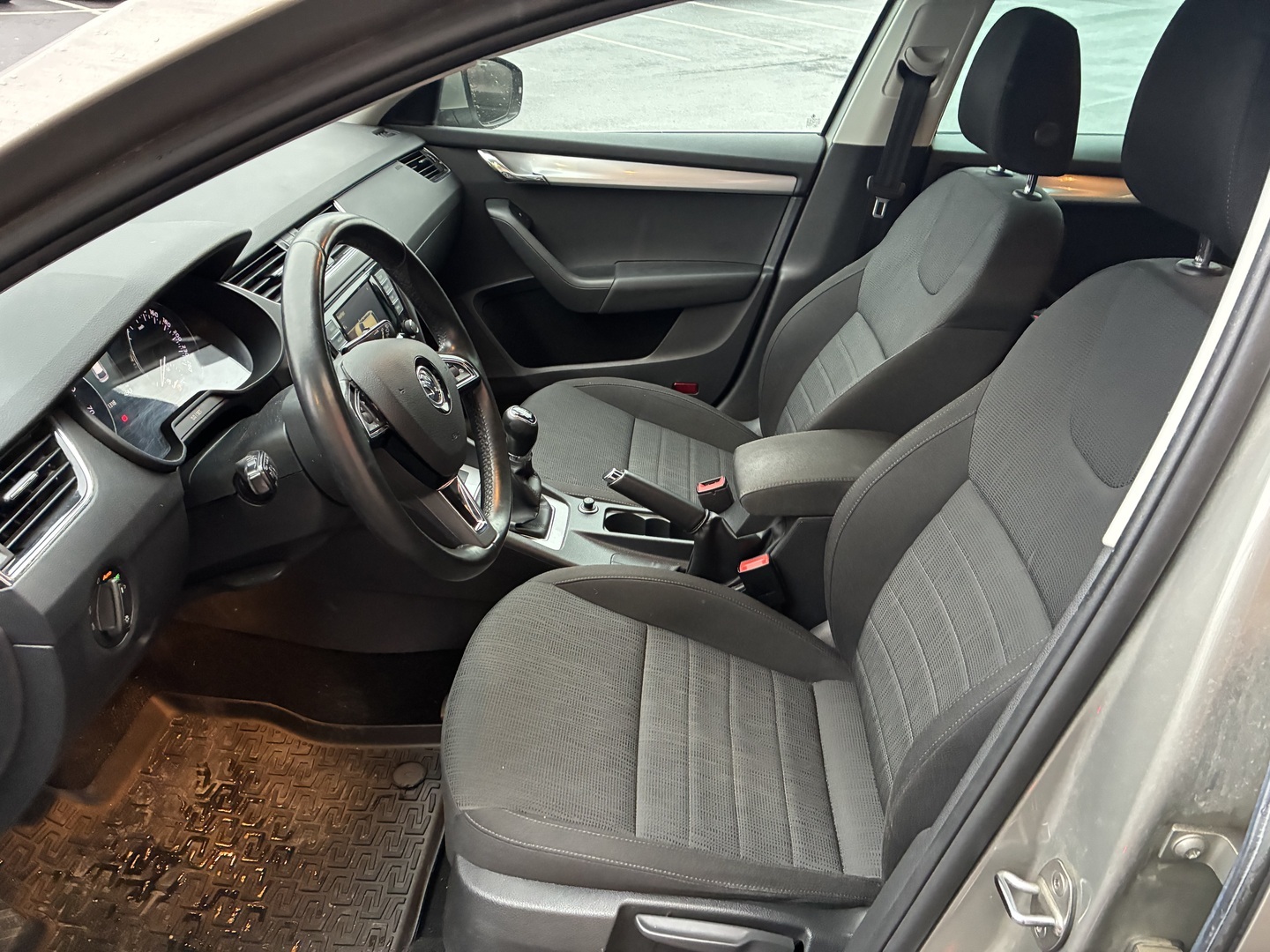 SKODA Octavia 2016
