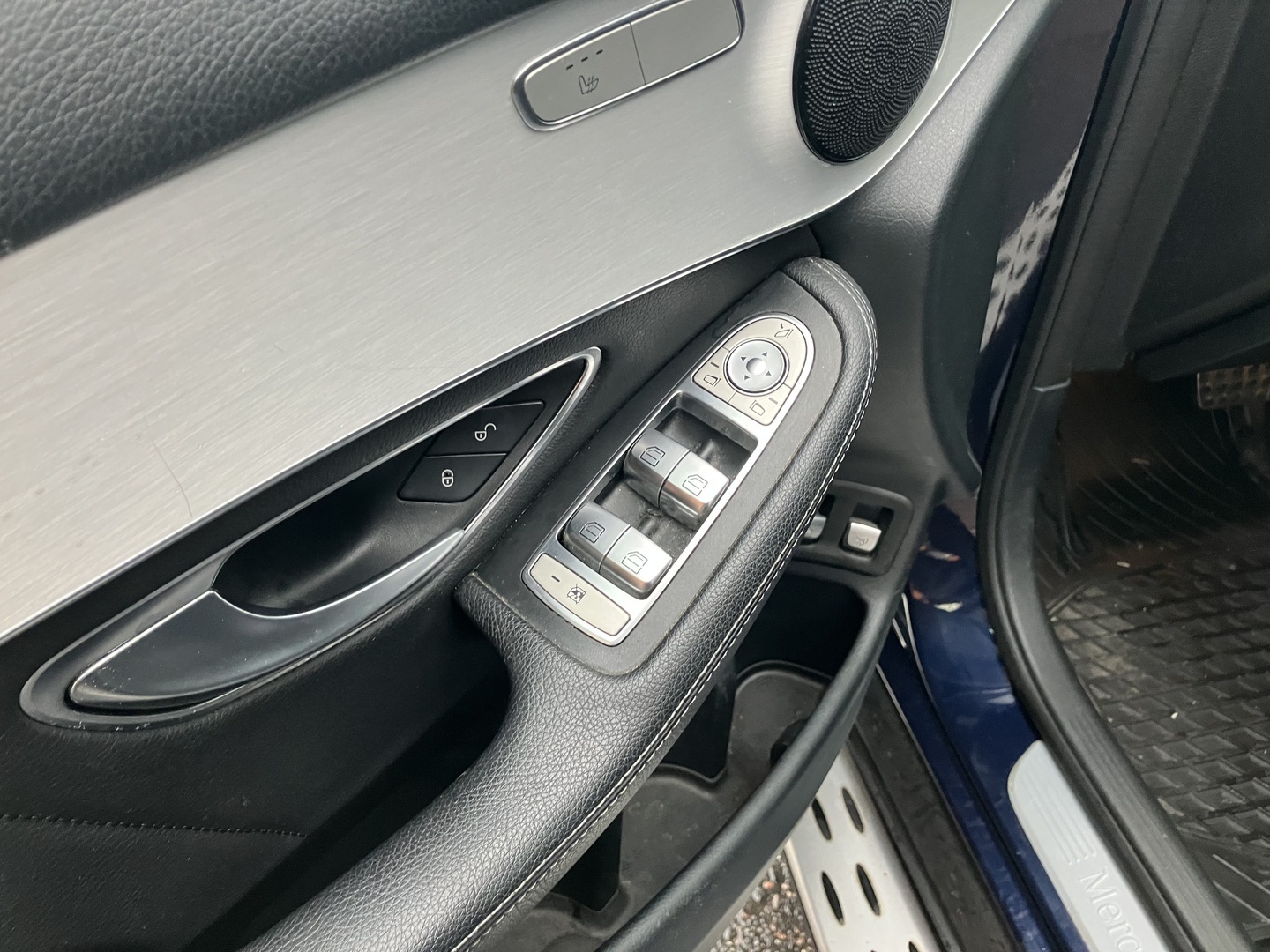 MERCEDES-BENZ GLC 2016