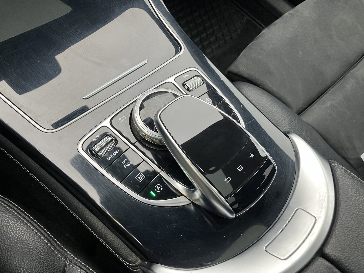 MERCEDES-BENZ GLC 2016