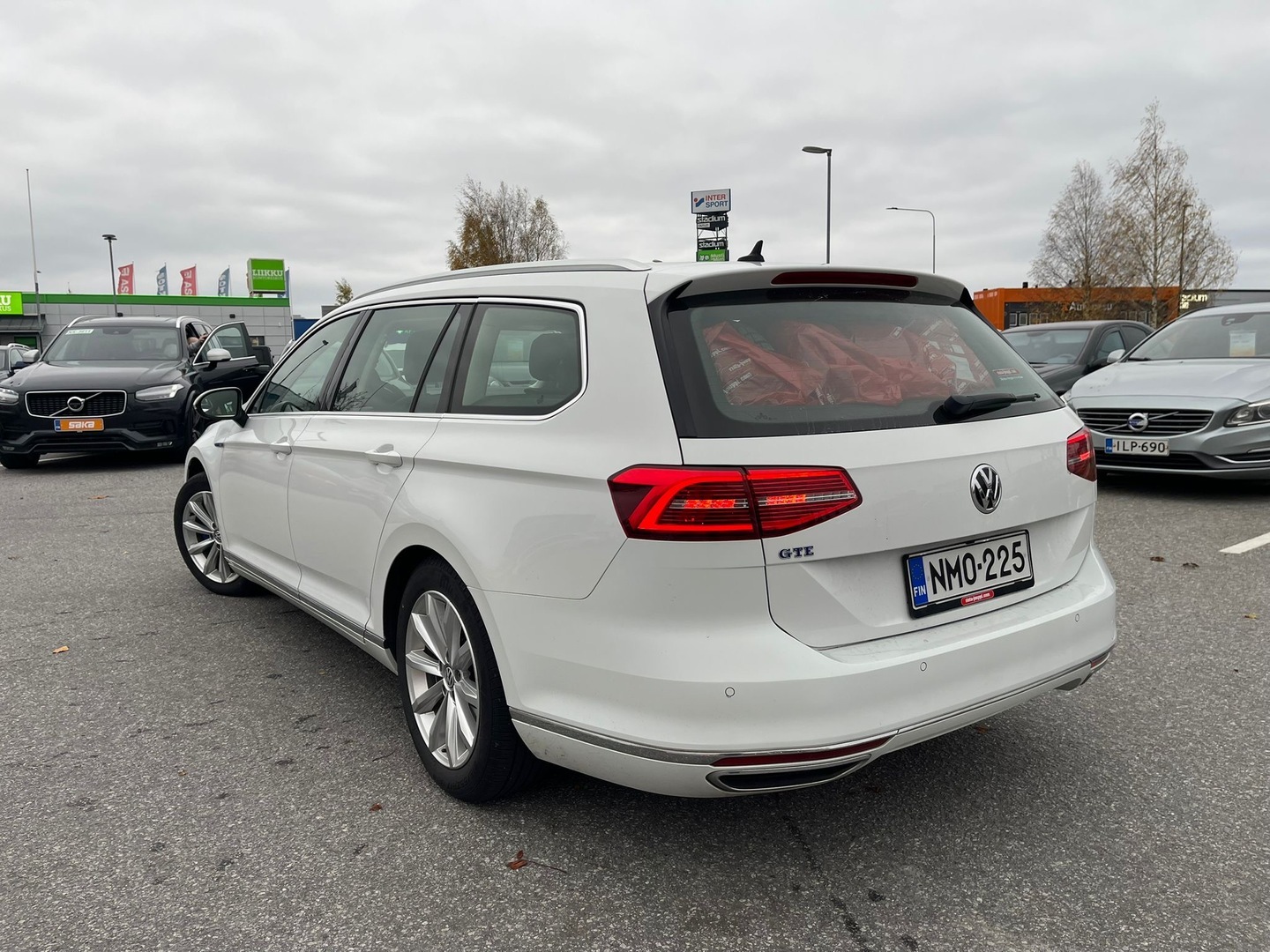 VOLKSWAGEN Passat 2016