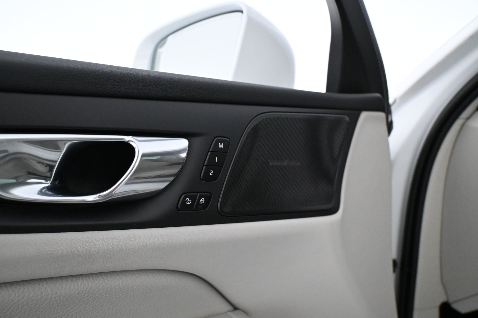 VOLVO V60 2022