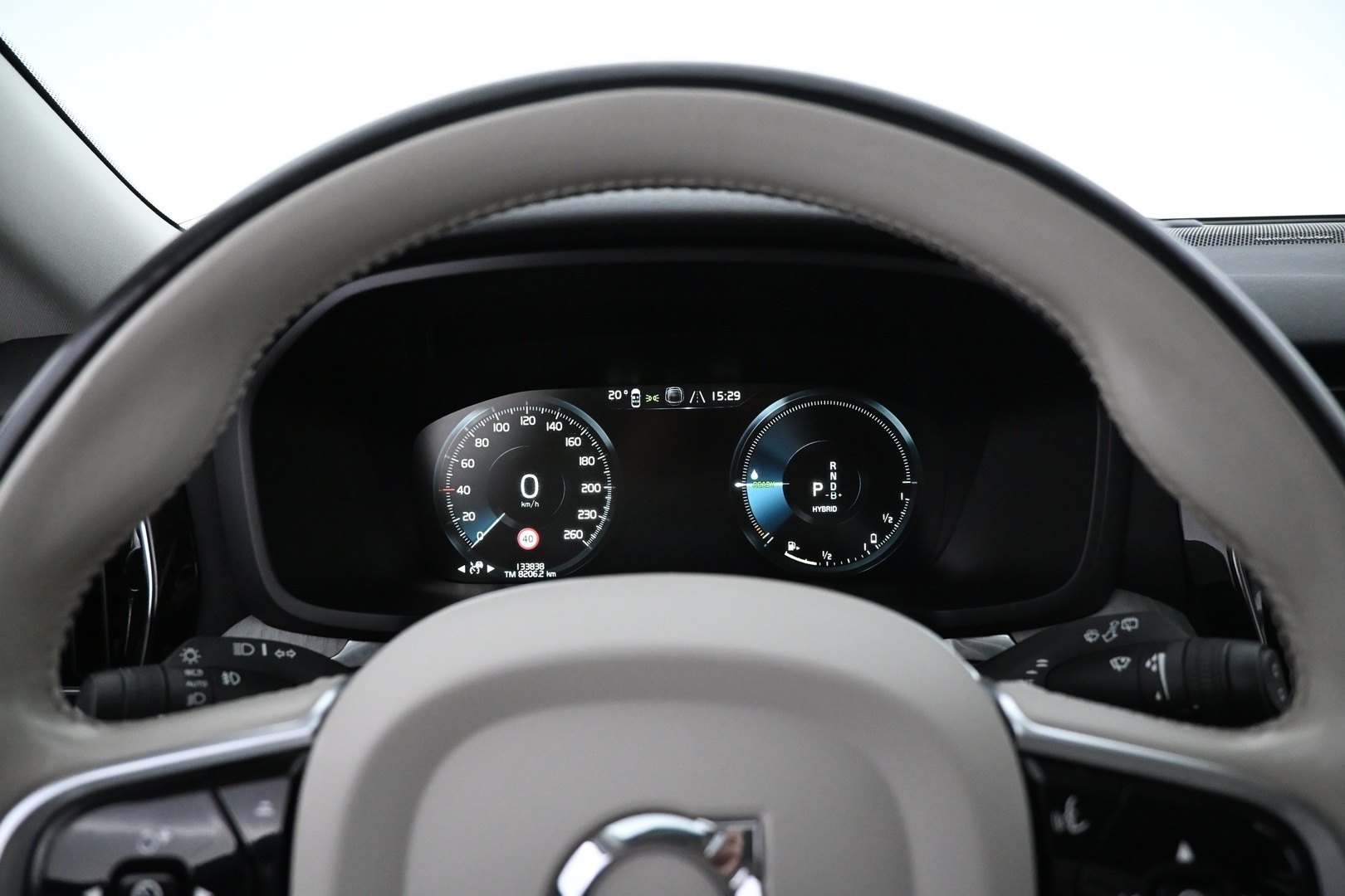VOLVO V60 2022