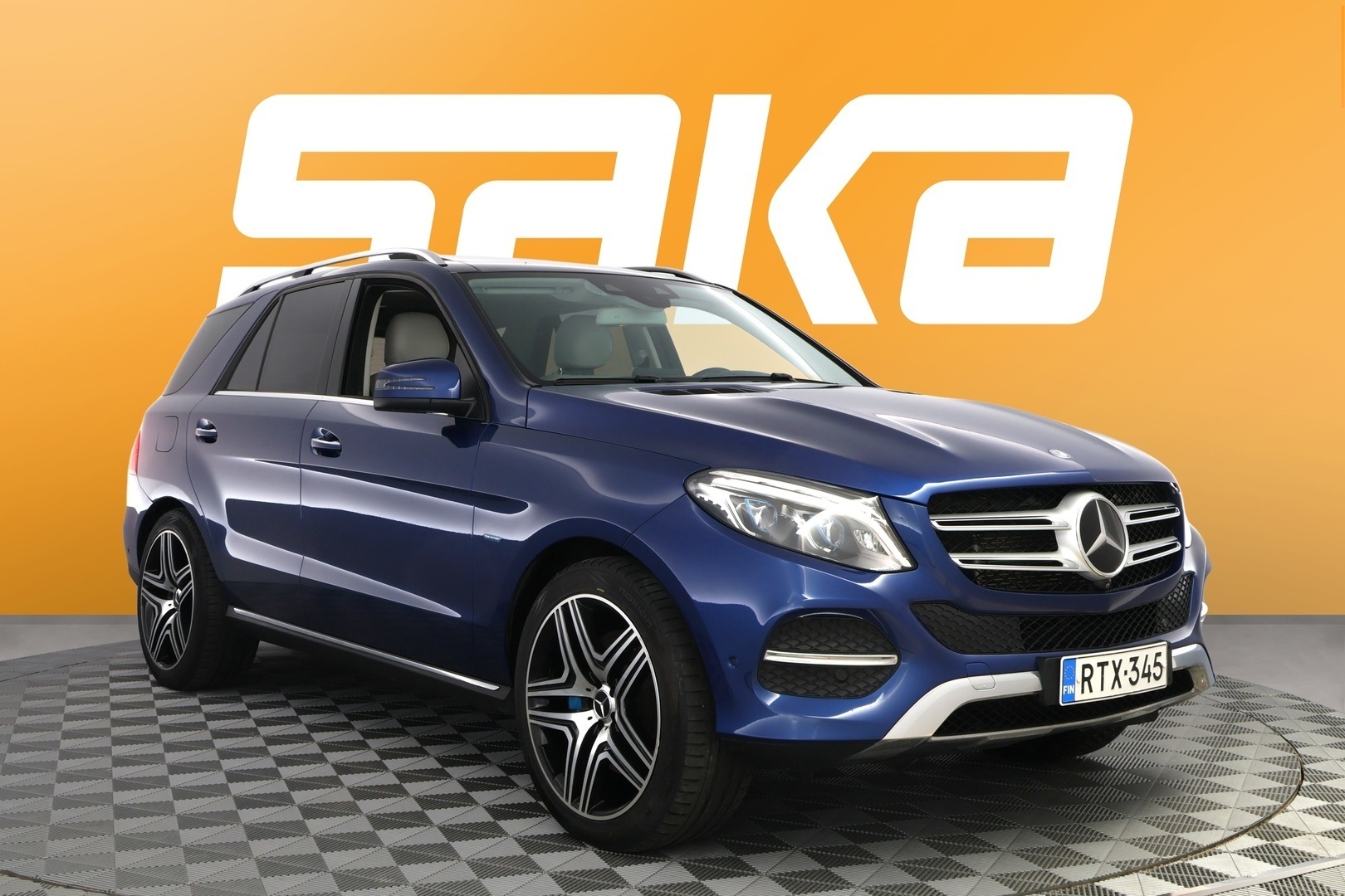 MERCEDES-BENZ GLE 2017