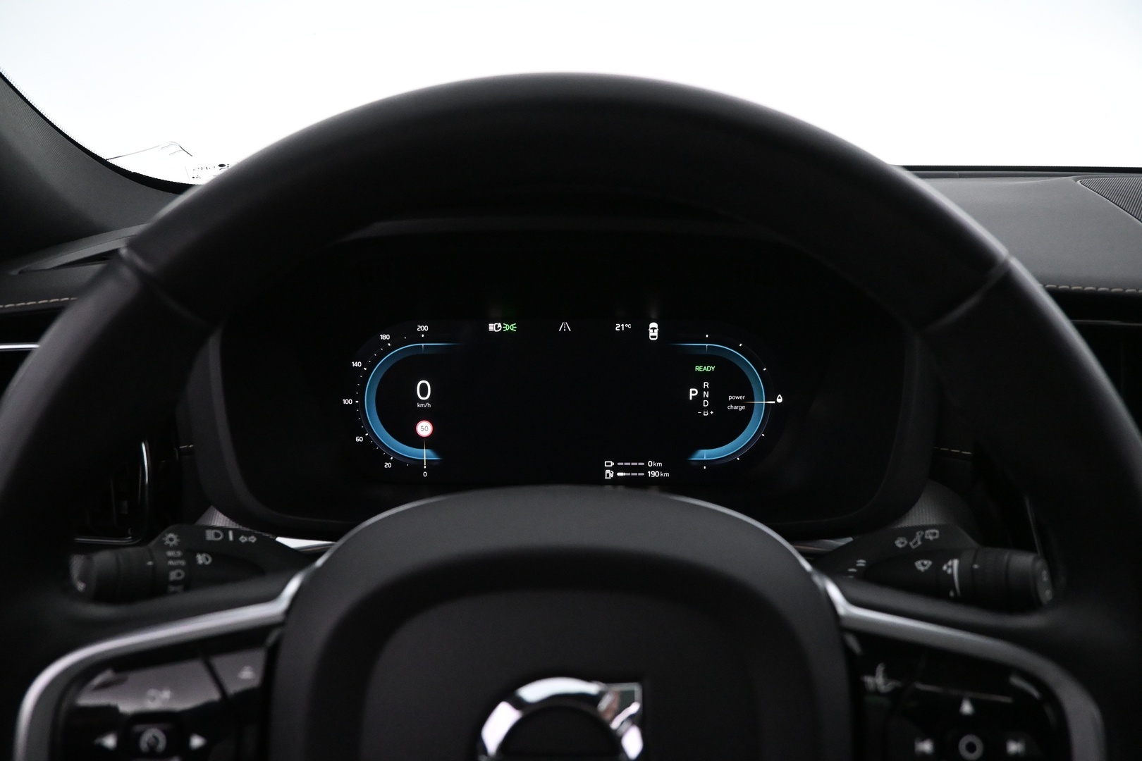 VOLVO XC60 2022