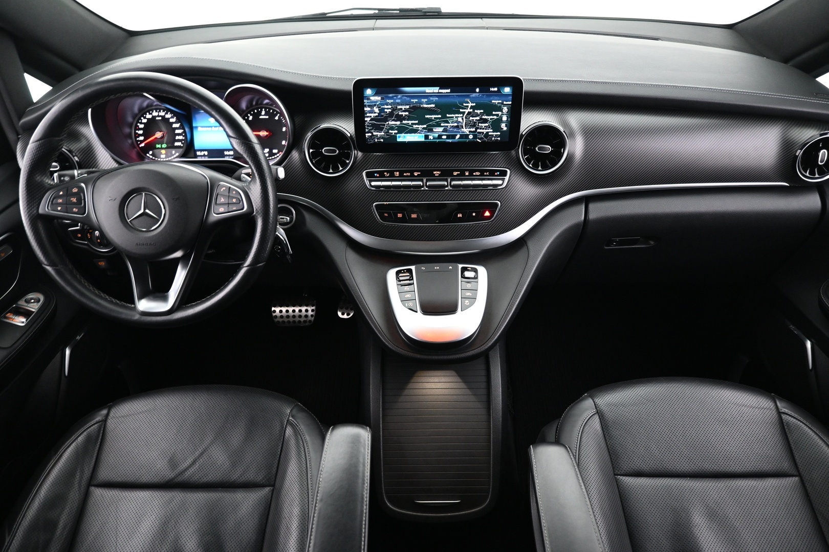 MERCEDES-BENZ V 2020