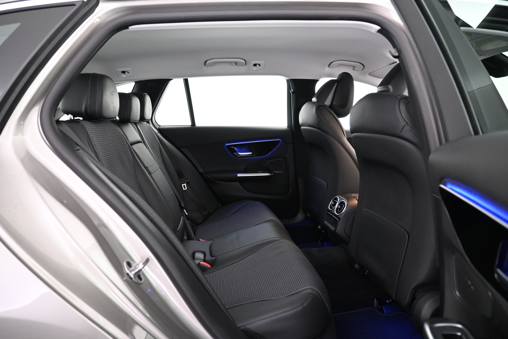 MERCEDES-BENZ C 2022