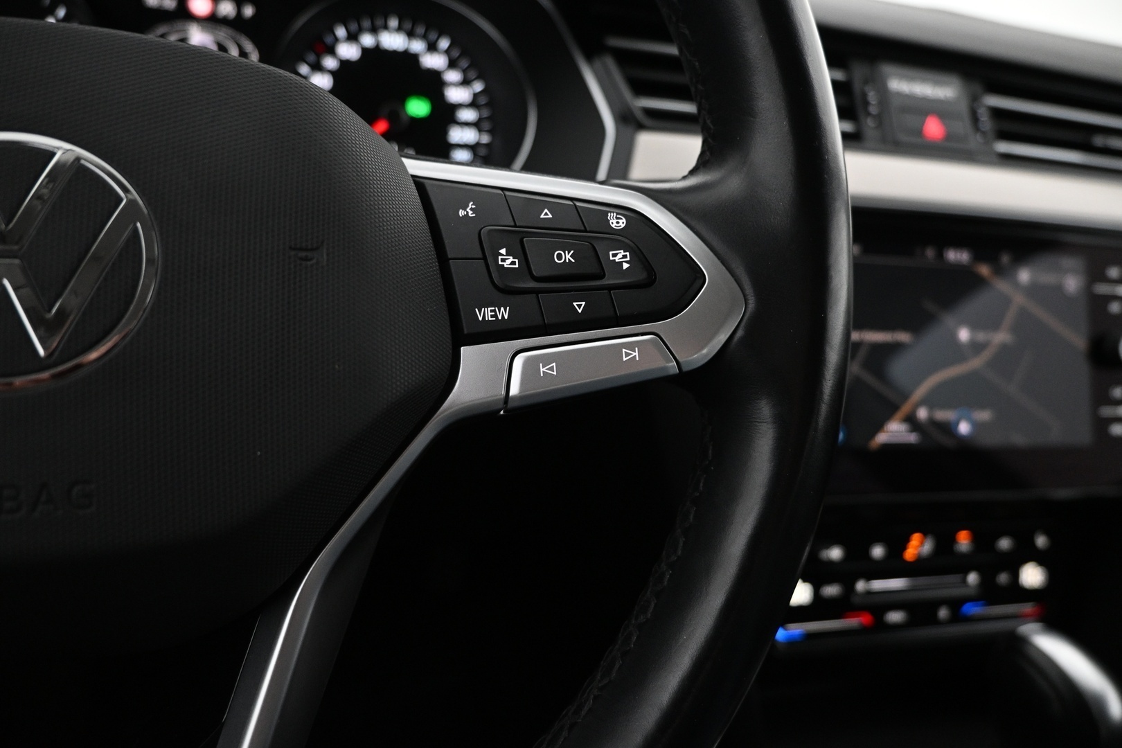 VOLKSWAGEN Passat 2021