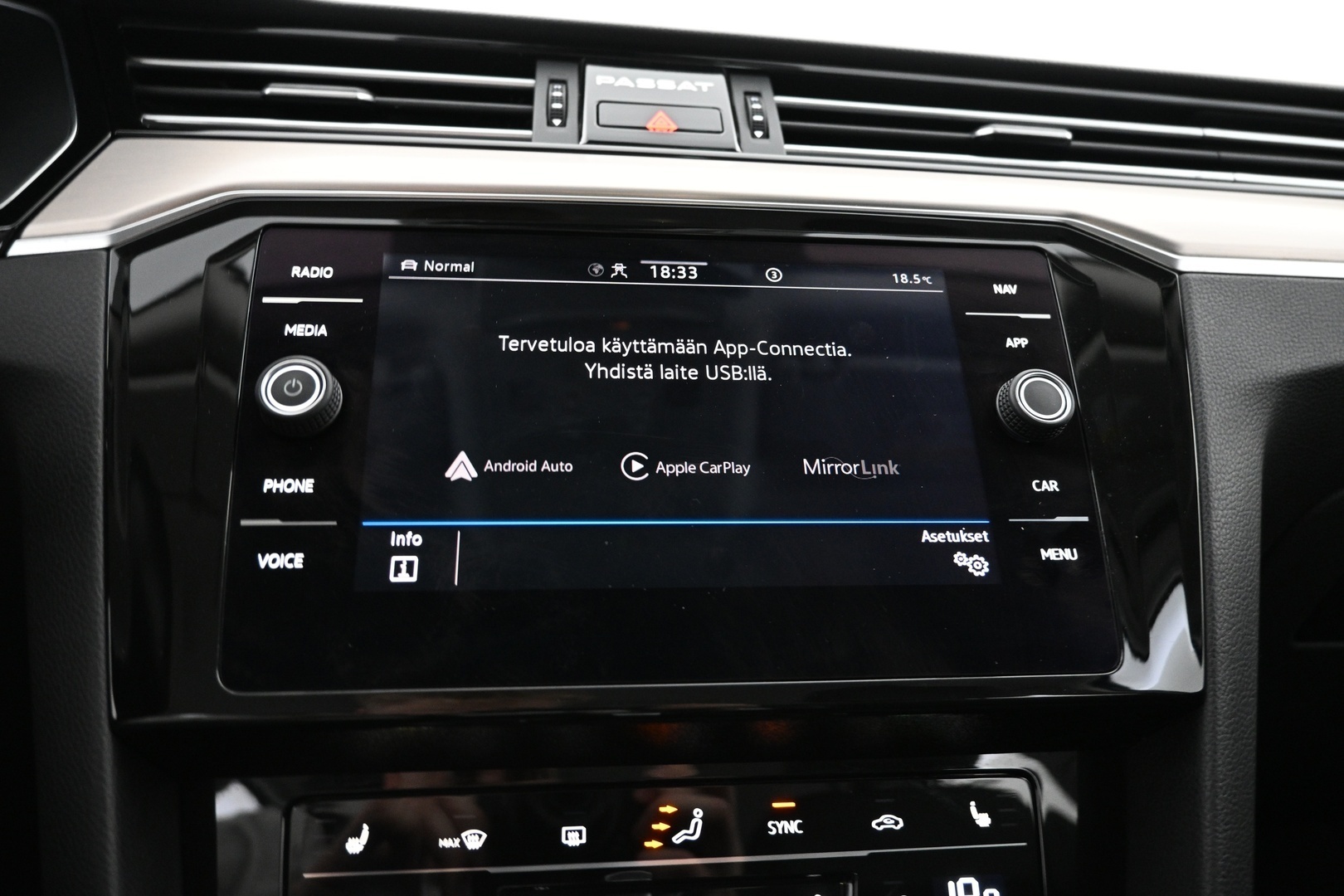 VOLKSWAGEN Passat 2021