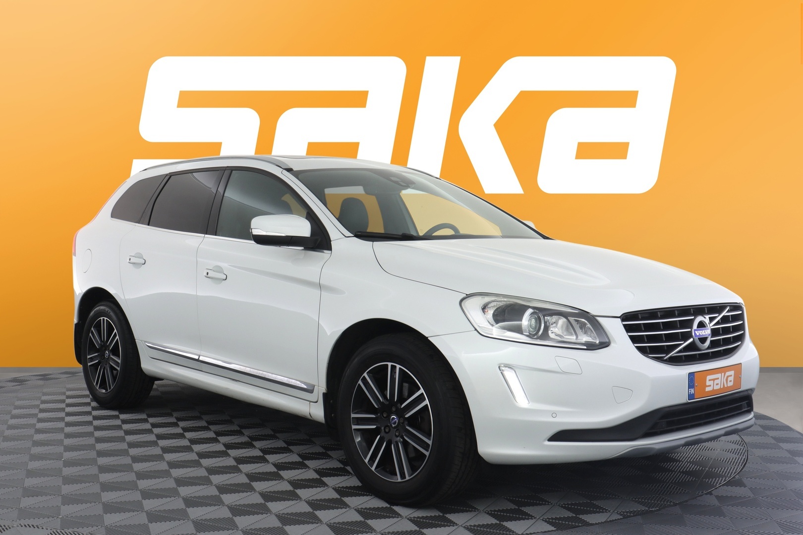 VOLVO XC60 2016