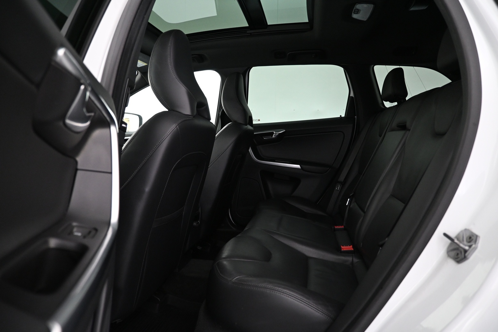 VOLVO XC60 2016
