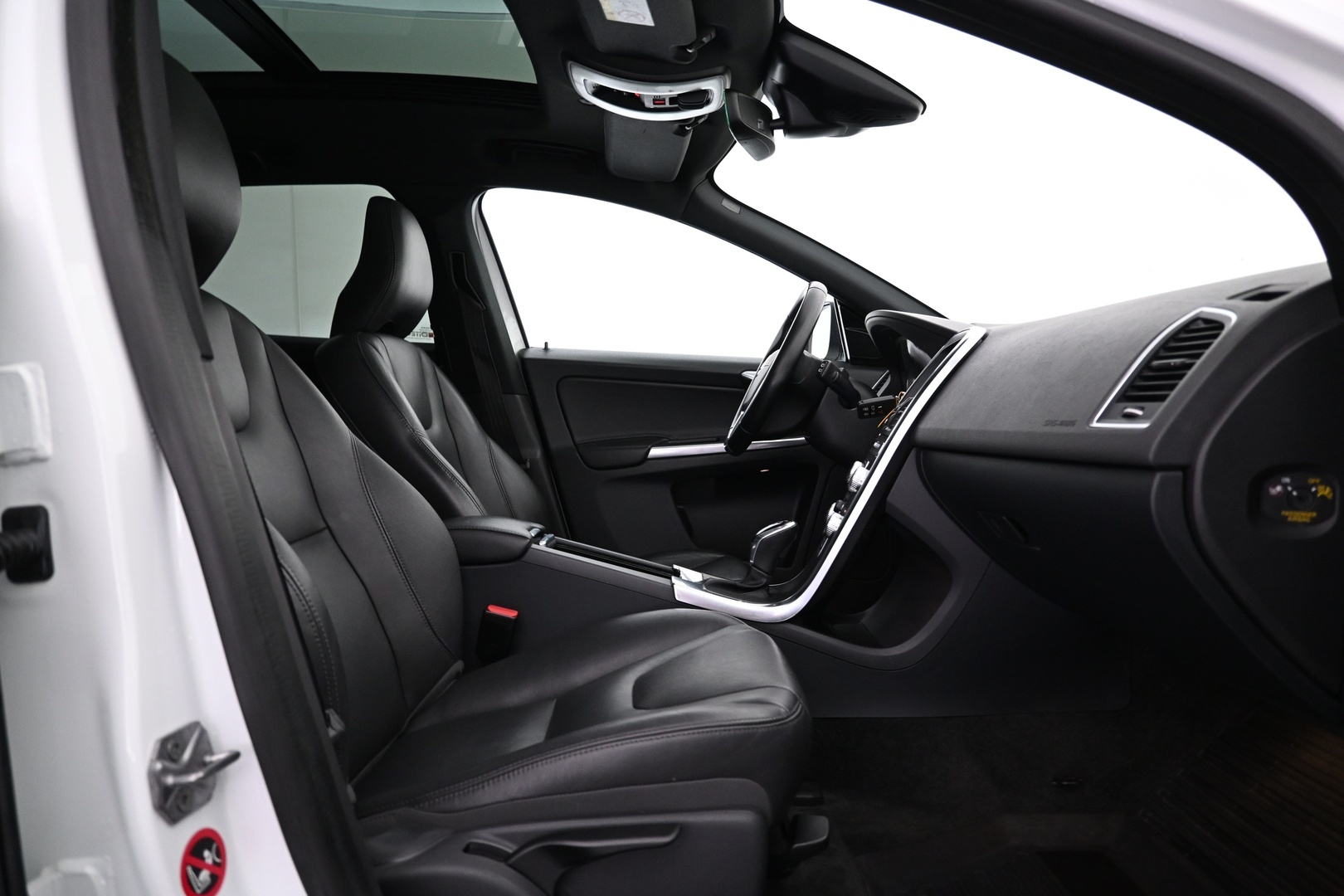 VOLVO XC60 2016