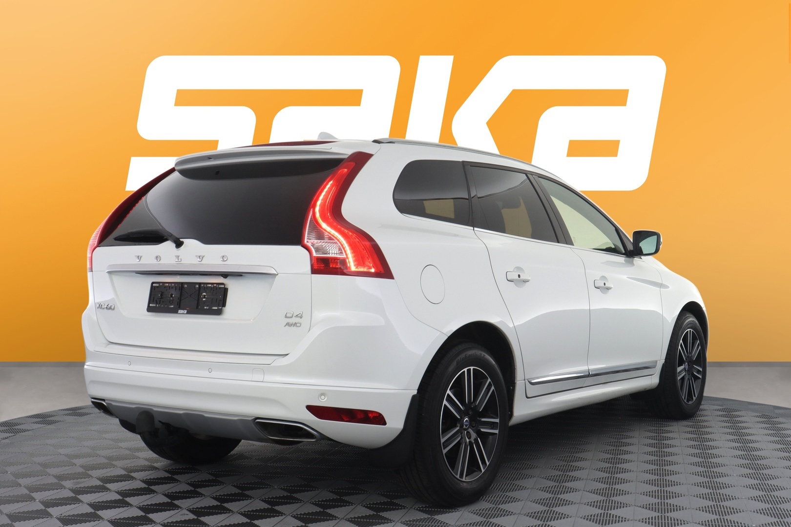 VOLVO XC60 2016