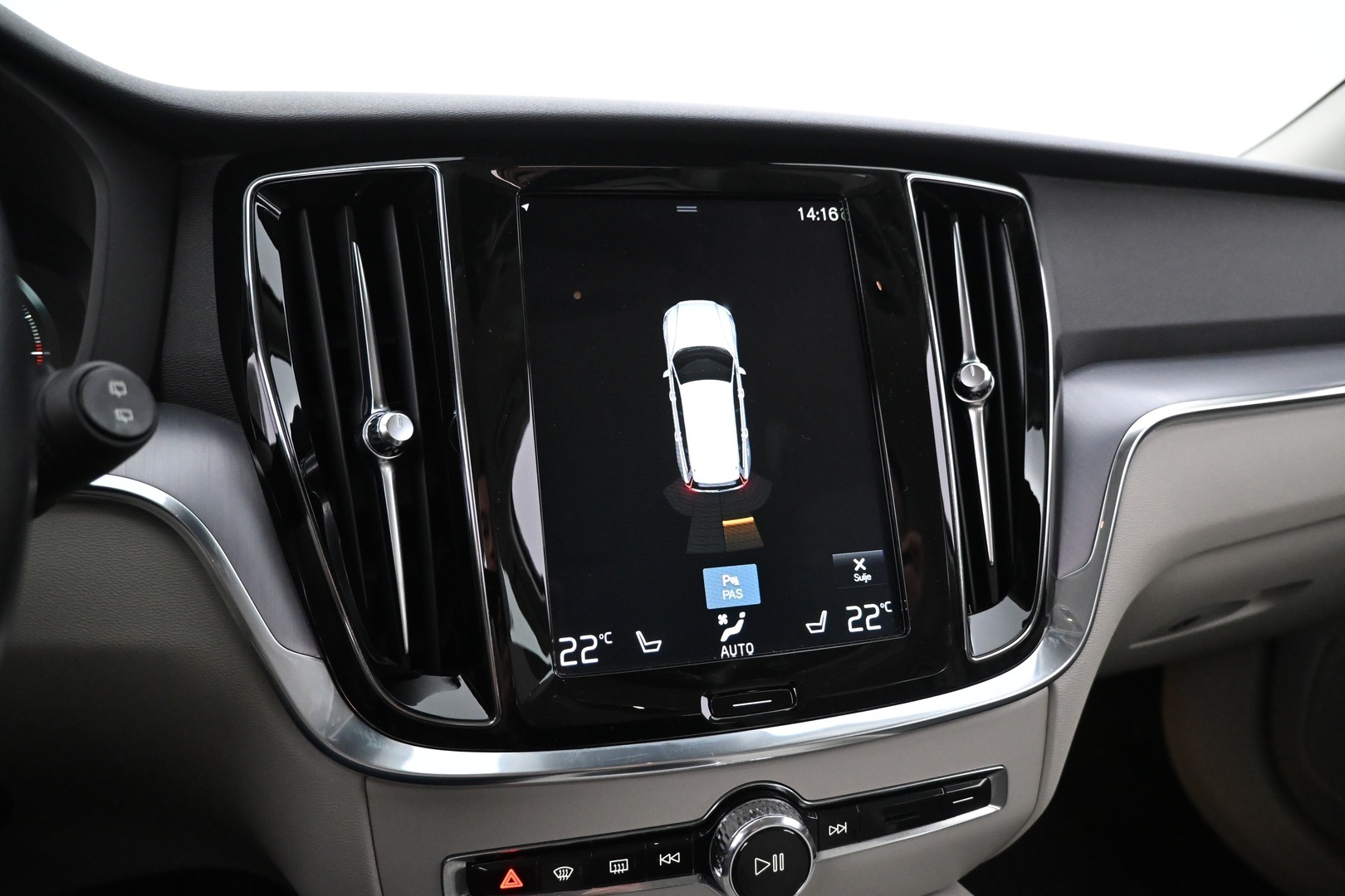 VOLVO V60 2020