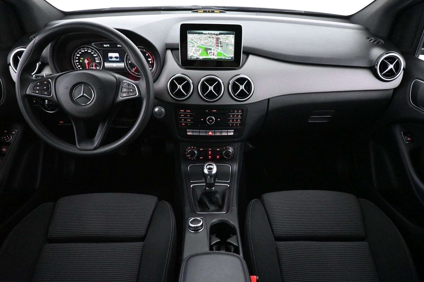 MERCEDES-BENZ B 2018