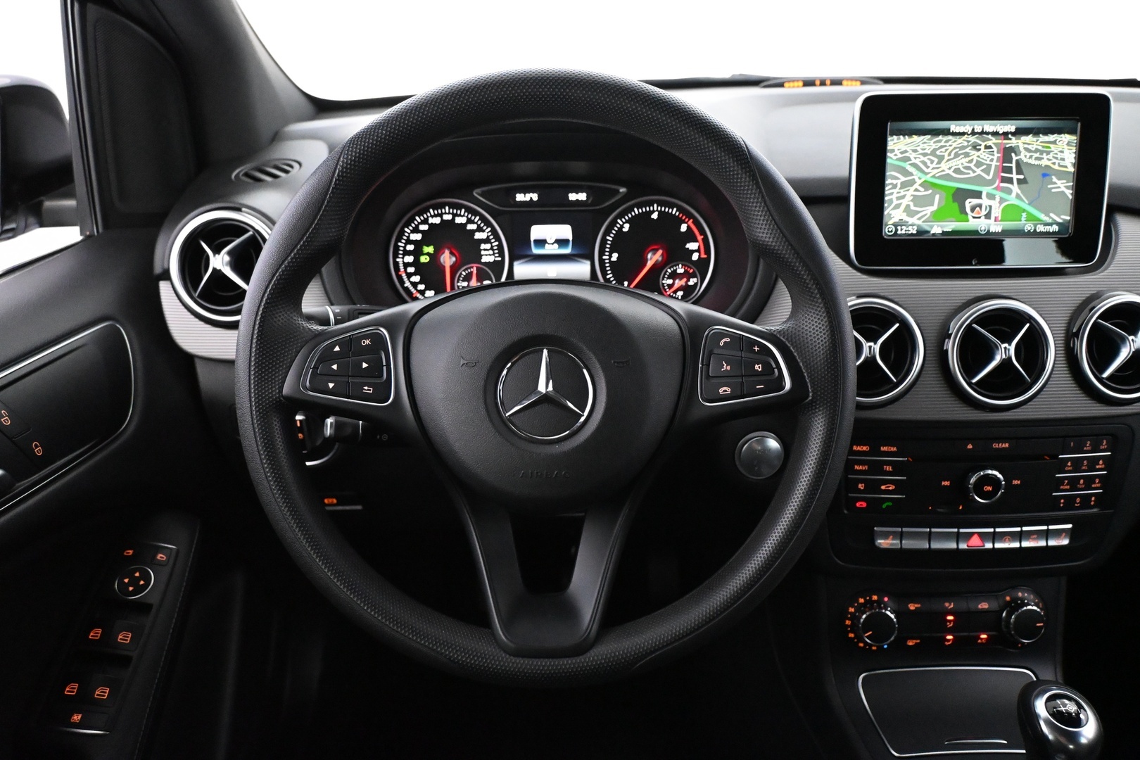 MERCEDES-BENZ B 2018