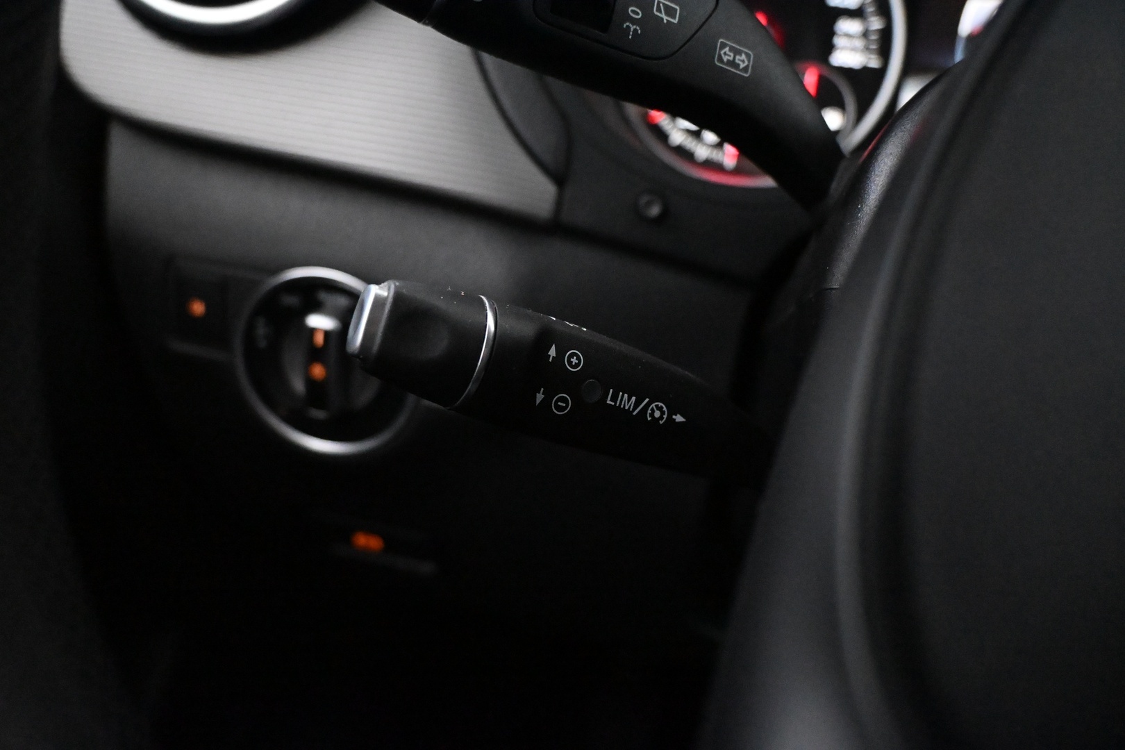 MERCEDES-BENZ B 2018