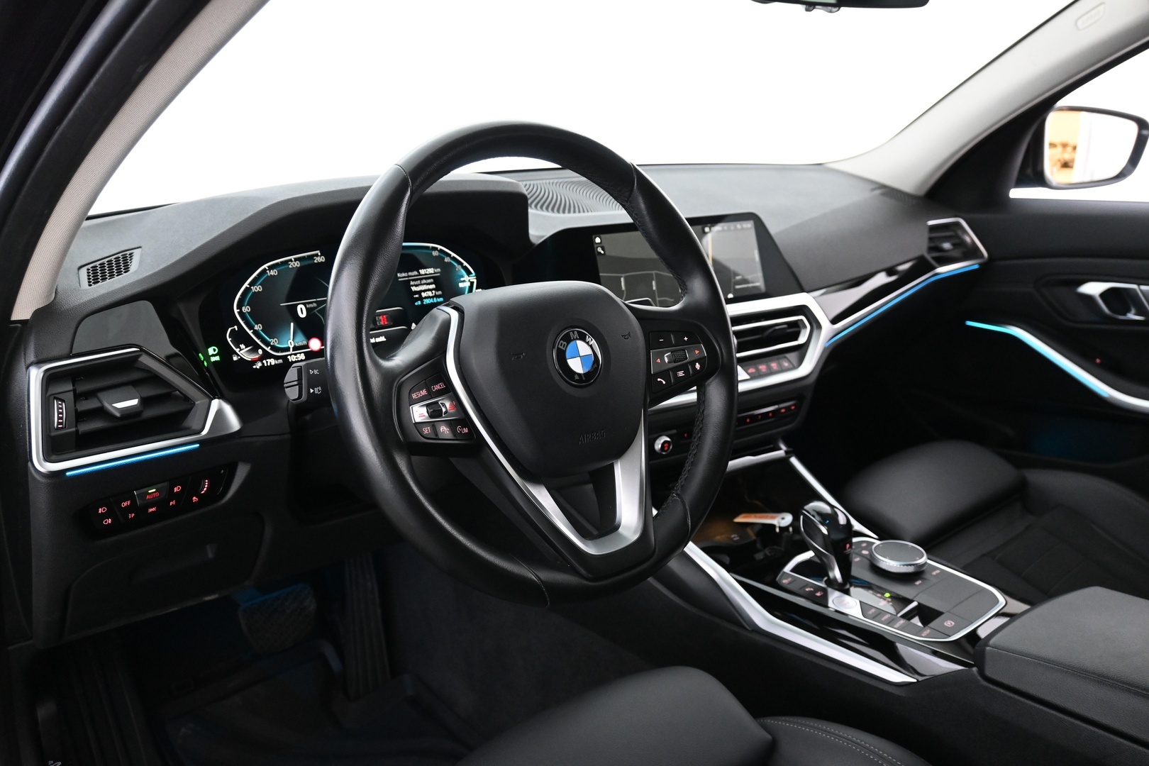 BMW 330 2021