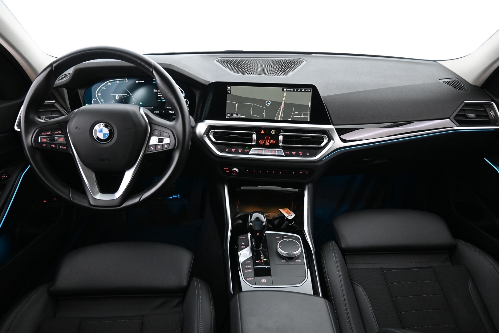 BMW 330 2021