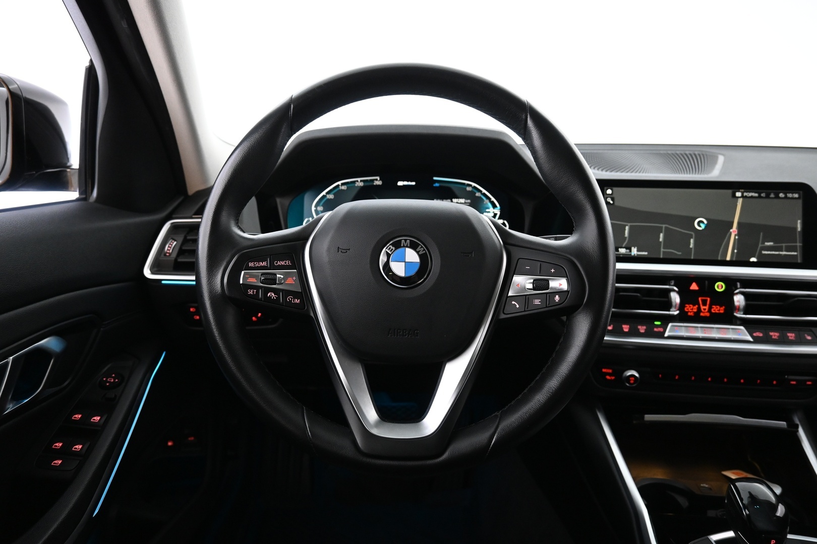 BMW 330 2021