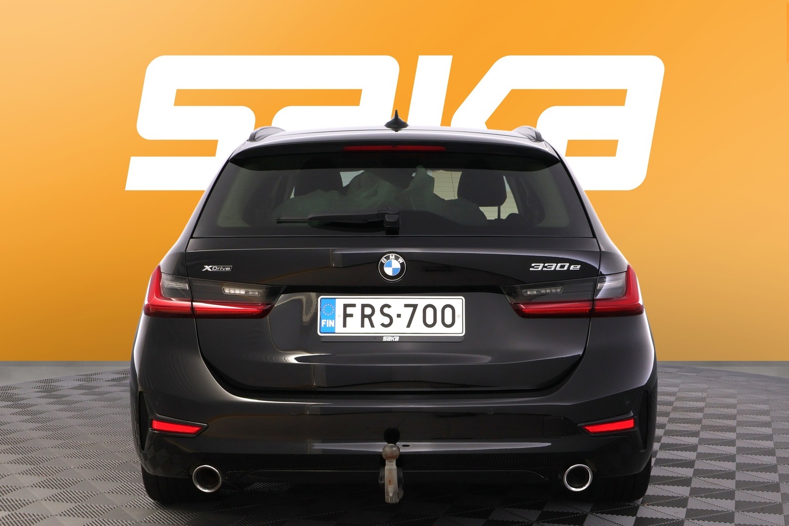 BMW 330 2021