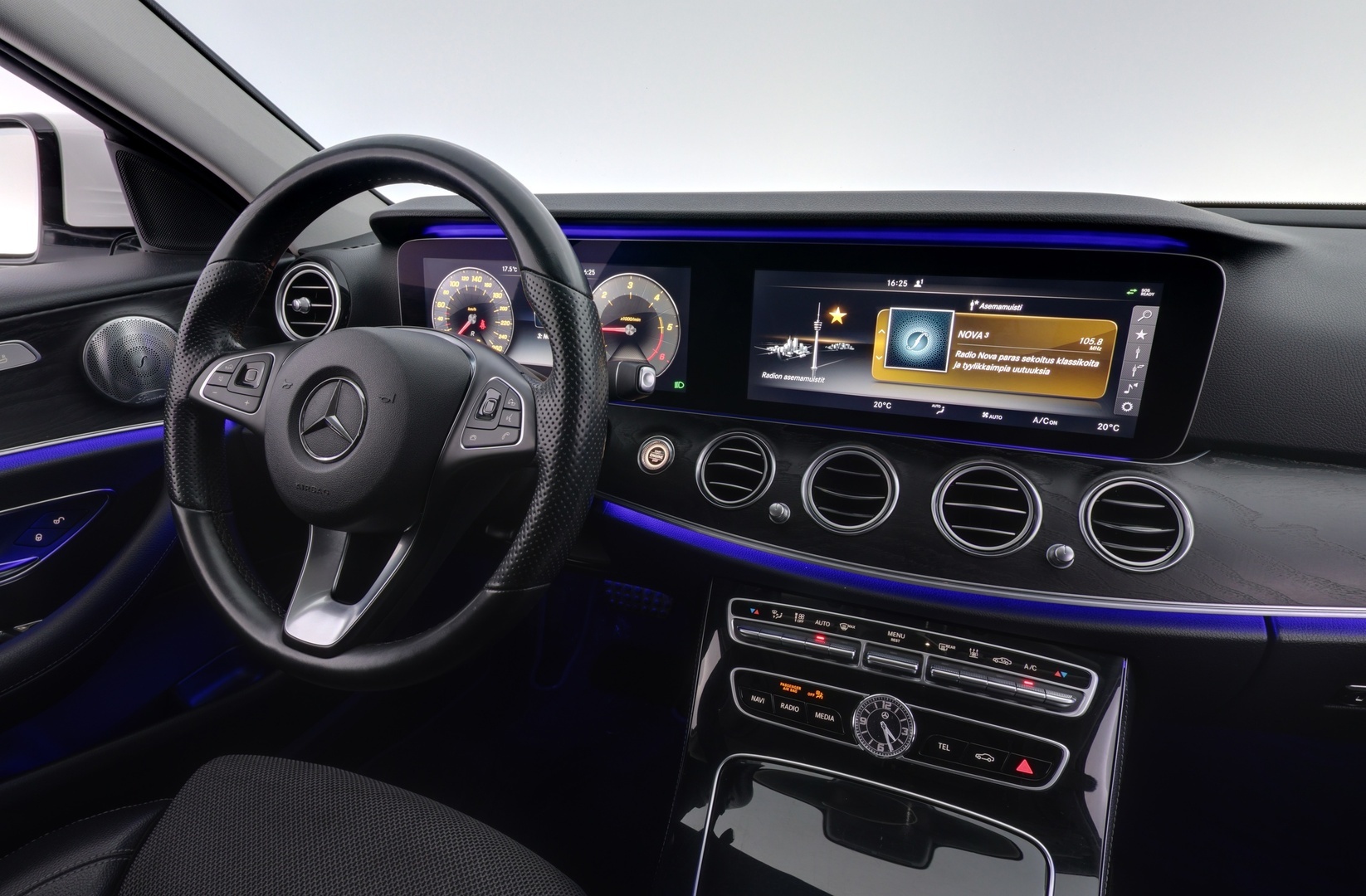 MERCEDES-BENZ E 2017