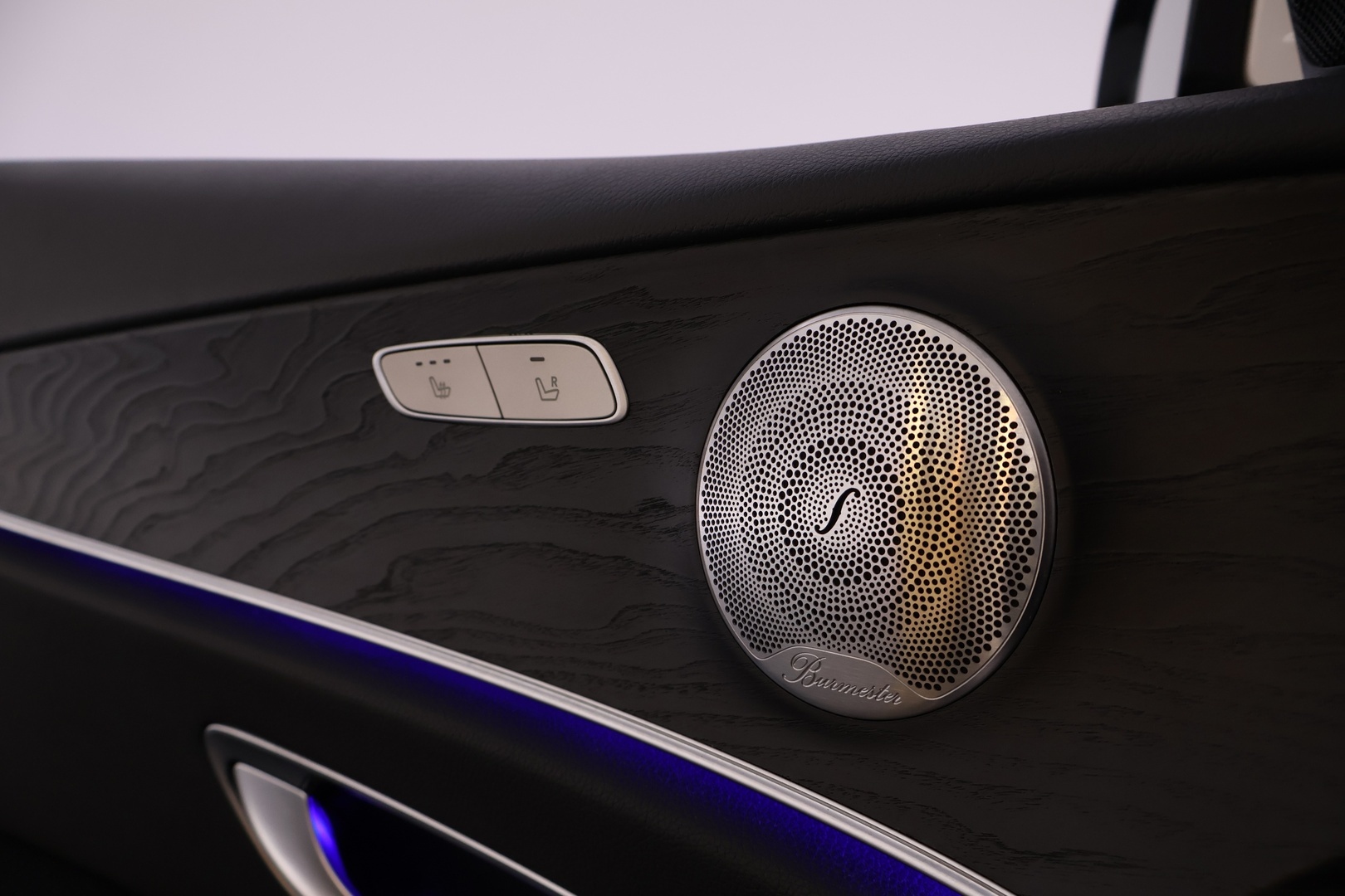 MERCEDES-BENZ E 2017